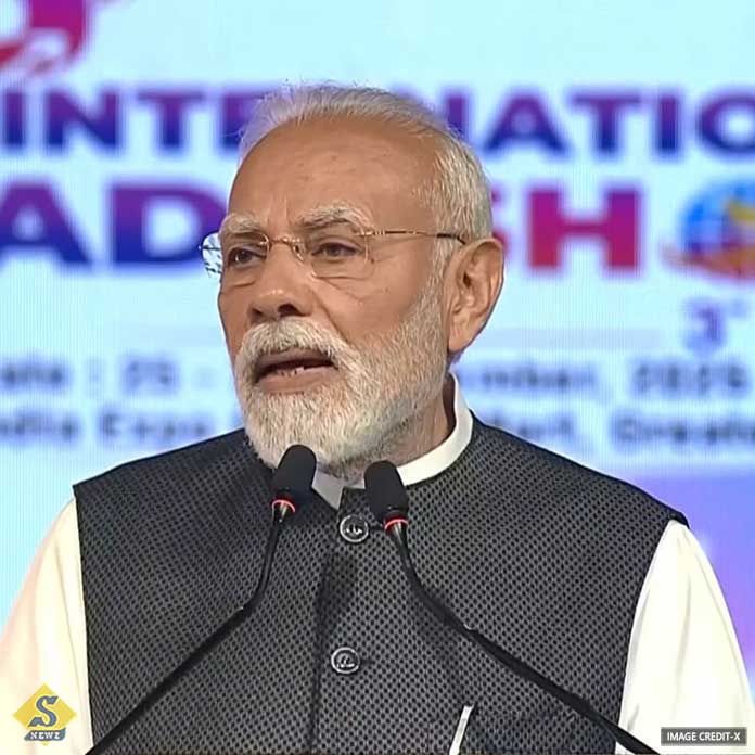 Dependence-is-a-compromise-with-development,-says-Modi