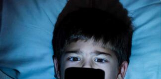 সন্তান ফোন আসক্তি দূর করুন