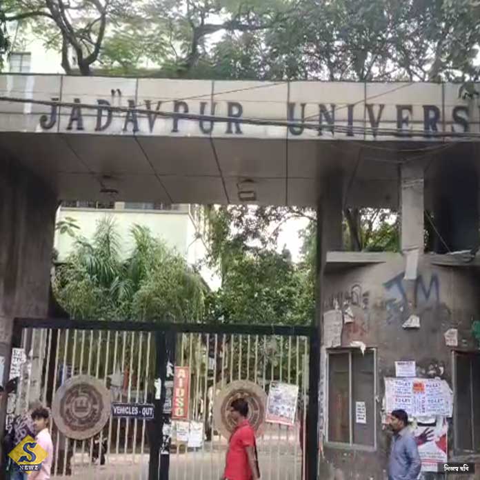 যাদবপুর বিশ্ববিদ্যালয়ে ছাত্রীর রহস্যমৃত্যু, ৩টি সিসি ক্যামেরায় নজর