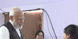 চূড়াচাঁদপুরে কুকি সম্প্রদায়ের সাক্ষাতে মোদী