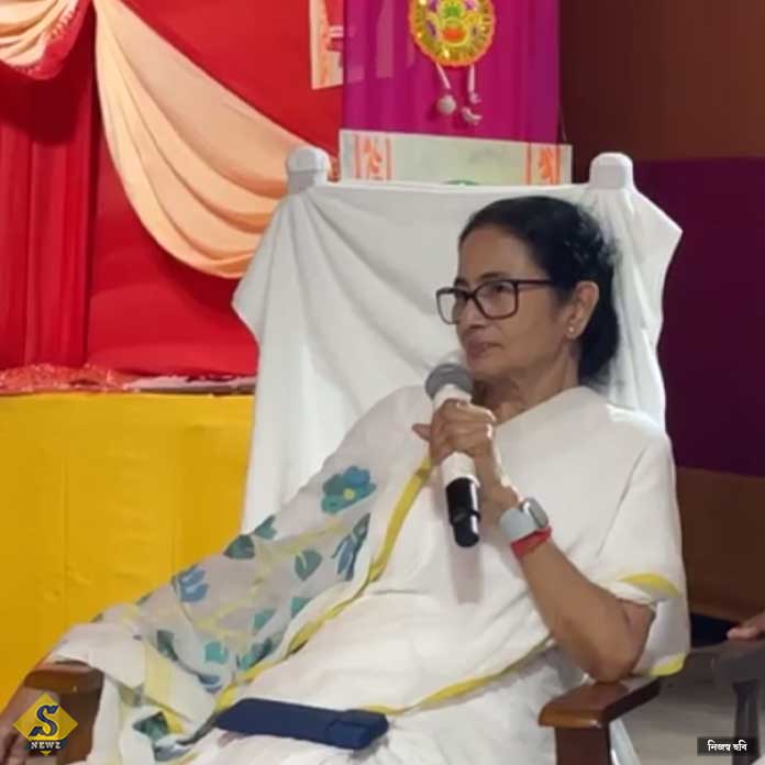 এঁনারাই আসল একান্নবর্তী পরিবার, নবনীড়ে মুখ্যমন্ত্রী