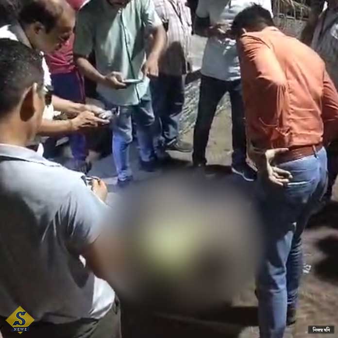 বেহালার পদ্মপুকুরে জলে অজ্ঞাত পরিচয় ব্যক্তির দেহ