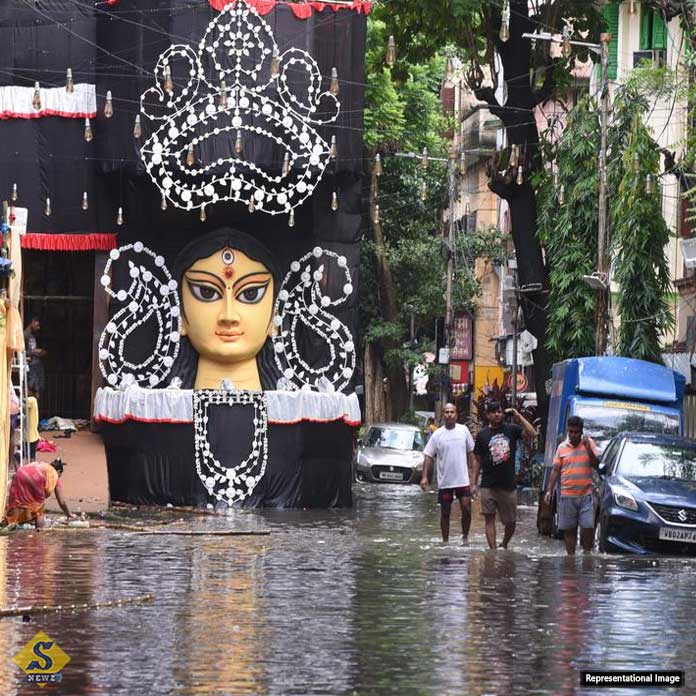 durga-pujo-rainy-day