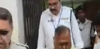 পার্থ-পরেশ, মেয়ে অঙ্কিতা সহ ২১ জনের বিরুদ্ধে চার্জগঠন