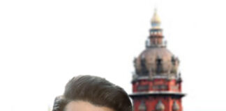 চক্রান্তের অভিযোগে হাইকোর্টে বিজয়ের দল, সোমে শুনানি