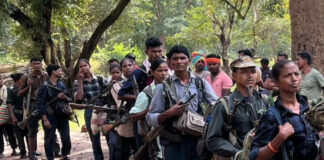 ছত্তীশগড়ের কাঁকেরে আত্মসমর্পণ করেছেন ২১ মাওবাদী
