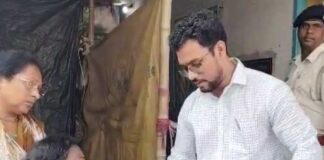 এত তাড়াতাড়ি কেন পোস্ট মর্টেম, প্রশ্ন মৃত চিকিত্সকের বাবা-র