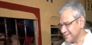 দিল্লির বাতাসে বিষ বাড়ছে ,স্টেশনে অশ্বিনী
