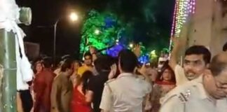 দমদমে ২টি দুর্গাপুজোর বিসর্জনকে ঘিরে হাতাহাতি