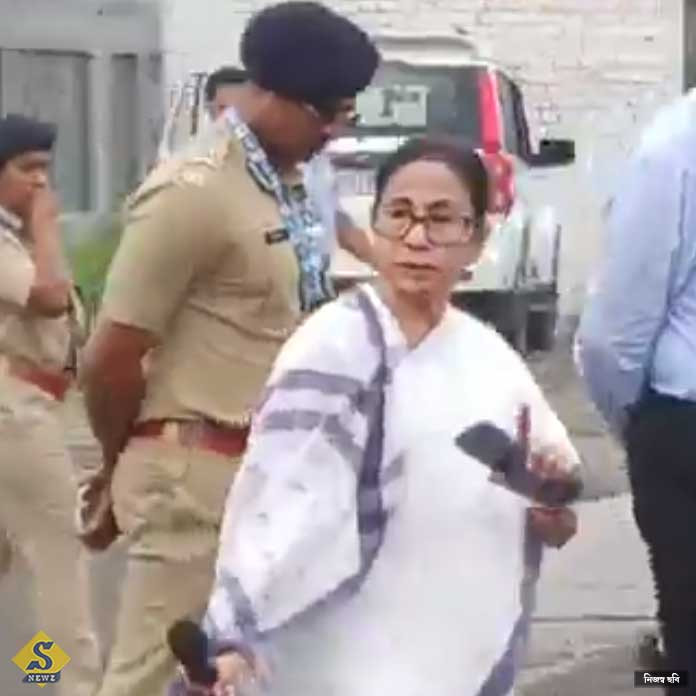 দক্ষিণের বন্যার জন্য দায়ী ডিভিসি, ড্রেজিং না : মুখ্যমন্ত্রী 
