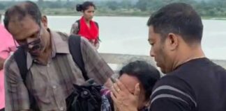 মায়ের সঙ্গে বাড়ি পথে ট্রেন থেকে নদীতে ঝাঁপ যাদবপুরের ছাত্রের