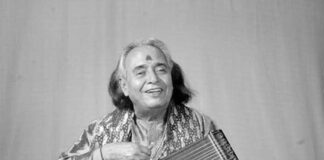 প্রয়াত কিংবদন্তি সঙ্গীতশিল্পী ছান্নুলাল মিশ্র