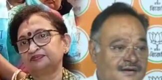 ভোটার লিস্টে নাম, আঙুল ছাড়া লিখলেন কিভাবে, প্রশ্ন বিজেপির