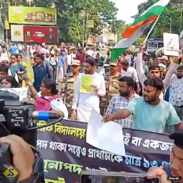 টেট উত্তীর্ণদের বিক্ষোতে অবরুদ্ধ ধর্মতলা, সামিল নওশাদ
