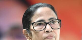 কলকাতাতেও মাটির নীচে বিদ্যুৎ সরবরাহ, উদ্যোগী হতে নির্দেশ মুখ্যমন্ত্রীর