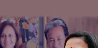 সোনমের স্ত্রীর পাশে থাকার বার্তা মহুয়া মৈত্রের