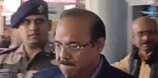 দিকে দিকে বিএলও-দের বিক্ষোভ, কলকাতায় জ্ঞানেশ ভারতী