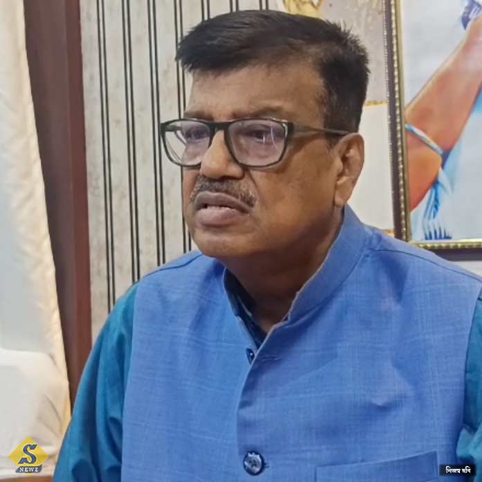 দিদি চাইলে বিষপান, কিন্তু অন্যের কথা পদ ছাড়বেন না : রবীন্দ্রনাথ