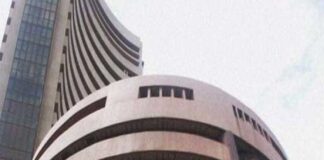 শেয়ারবাজারে ধস, গায়েব ৩.৫ লক্ষ কোটি টাকা