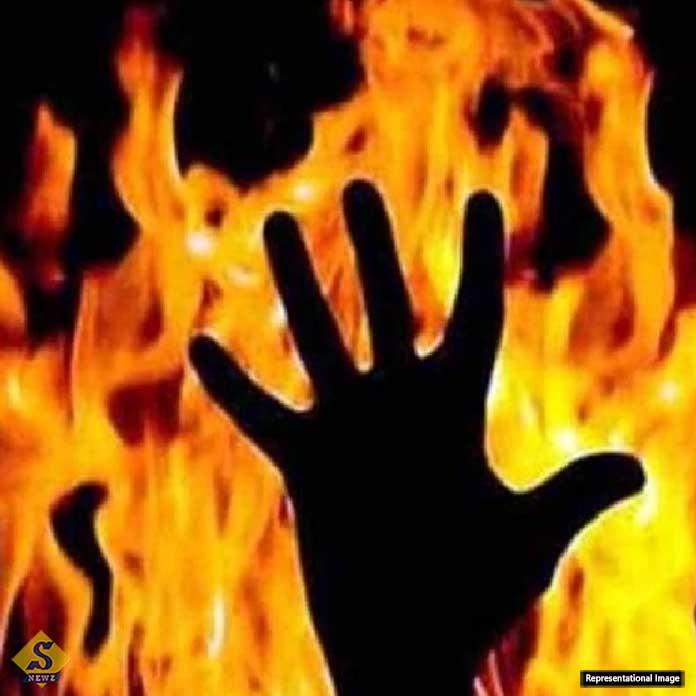 ঘুমের মধ্যেই ঝলসে মৃত একই পরিবারের ৪