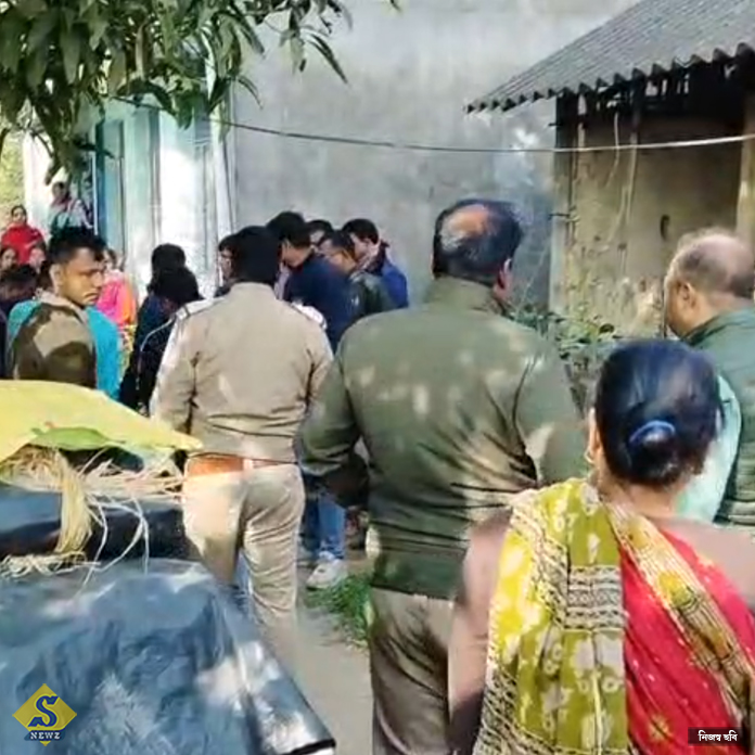 ঘরে স্ত্রীর রক্তাক্ত দেহ, সিলিংয়ে ঝুলছে স্বামী, শোরগোল বাঁকুড়ায়