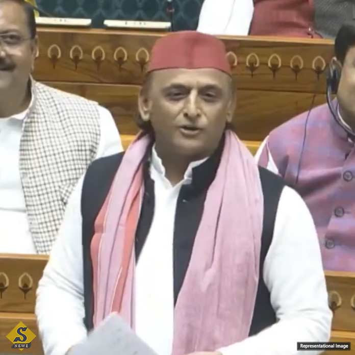 Congress-also-received-electoral-bond-money,-Akhilesh-slams