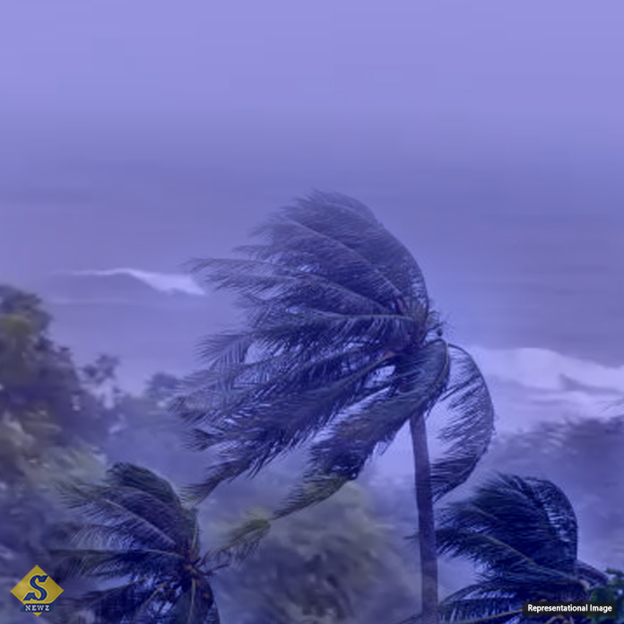 Cyclone-Ditwa-Changes-direction-towards-east-coast