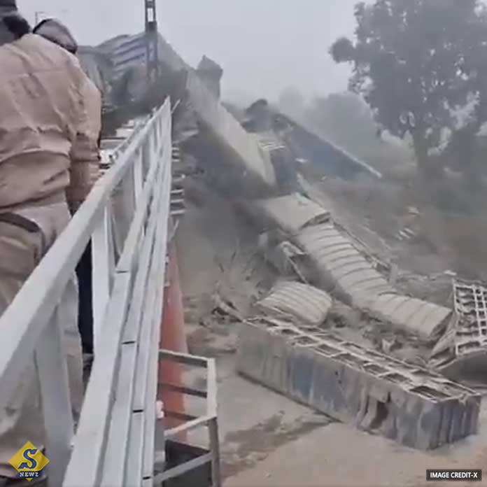 Goods-train-derails-on-bridge-in-Bihar,-10-bogies-fall-into-river