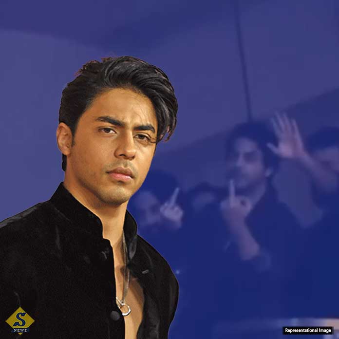 ফের বিতর্কে শাহরুখপুত্র আরিয়ান