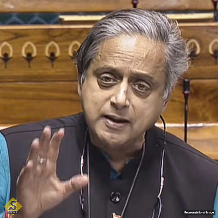 ‘বীর সাভারকর পুরস্কার’ প্রত্যাখ্যান শশী থারুরের
