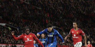 আট গোলের রোমাঞ্চে ড্র করল ইউনাইটেড