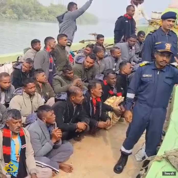 ৩ মাস বাংলাদেশে বন্দিদশা, দেশে ফিরলেন ৪৭ মৎস্যজীবী