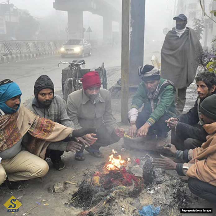 কনকনে ঠান্ডা, কলকাতার পারদ ১৪-য়