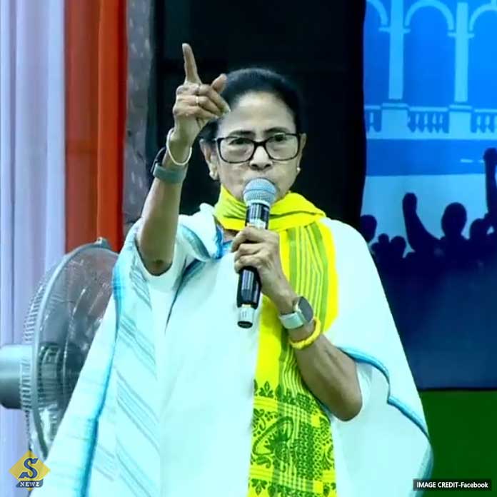 MADHYA-RAATE-HAMLA-CHALACHHE-BJP_MAMATA
