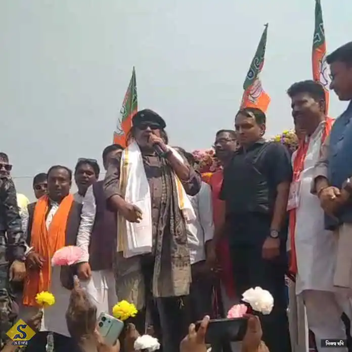 Mithun-er-mukhe-khela-hbe-slogan copy