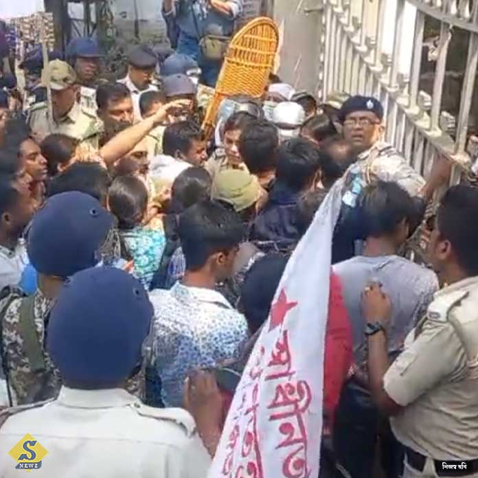 এসএফআইয়ের বর্ধমান বিশ্ববিদ্যালয় অভিযানে তুলকালাম