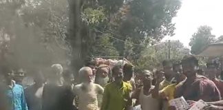 এসআইআর-মৃত্যু, দেহ রেখে বিক্ষোভ তৃণমূলের