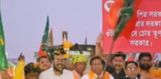 পরিবর্তন যাত্রায় বুলডোজারে চেপে সুকান্ত