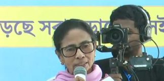 মোদীর পতন শুরু, তোপ মমতা