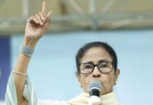 বিজেপি এলে খাদা-বাসস্থান-আশ্রয় কেড়ে নেবে, পাল্টা মমতা