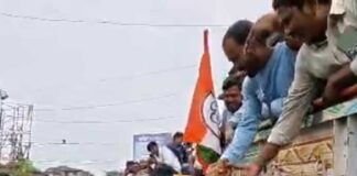 সওকতের মনোনয়নে ধুন্ধুমার বারুইপুর