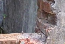 বারুইপুরে তৃণমূল কর্মীর বাড়িতে বোমাবাজি