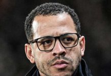 কোচ বরখাস্ত করল চেলসি