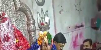 শুভ পয়লা, কালীঘাট-দক্ষিণেশ্বর-তারাপীঠে ভিড়