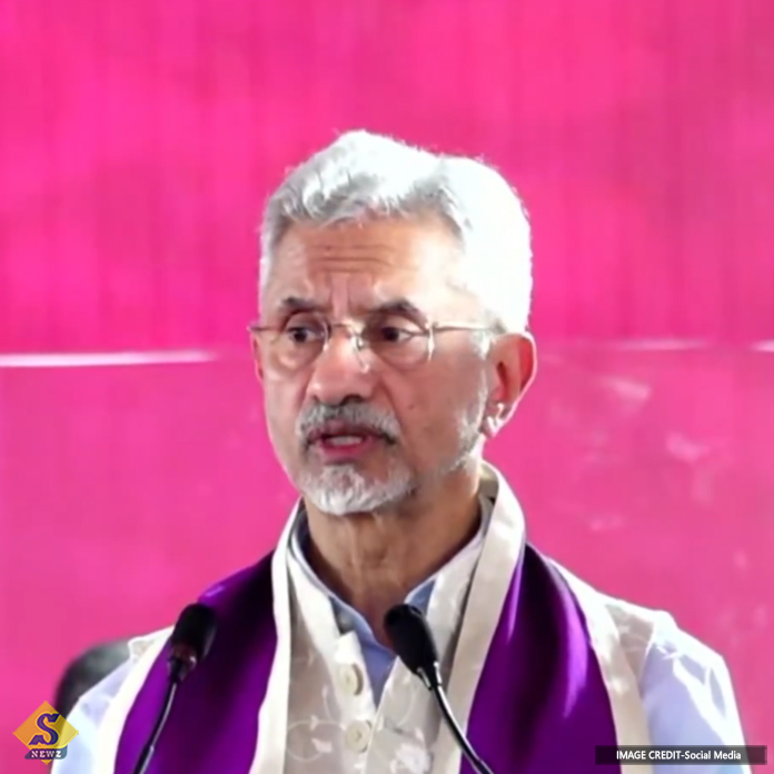 ভারত সফলভাবে বৈশ্বিক ধাক্কা সামলাচ্ছে : জয়শঙ্কর 