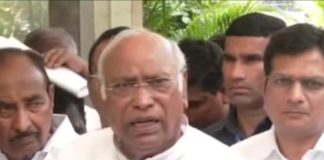 আপাতত থাকছেন সিদ্দারামাইয়া