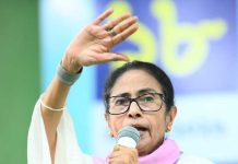 ক্ষমতা ফসকে যাচ্ছে বুঝে মহিলাদের অধিকারকে ঢাল মোদীর: মমতা