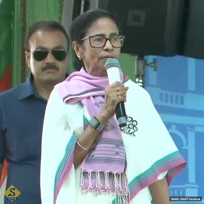 জাতির উদ্দেশে ভাষণ মিথ্যার ফুলঝুরি : মমতা