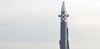 সমুদ্রে একাধিক ব্যালিস্টিক ক্ষেপণাস্ত্র উত্তর কোরিয়ার