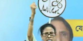 প্রধানমন্ত্রী-স্বরাষ্ট্রমন্ত্রীর গাড়ি কেন তল্লাশি নয়, প্রশ্ন মমতার